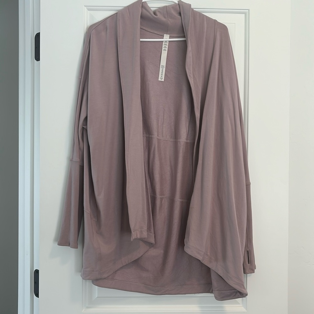 LULULEMON JACKET